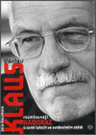 Jana Klusáková a Václav Klaus rozmlouvají nadoraz