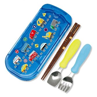 Sztućce z etui od 18mc