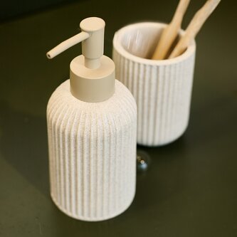 Dávkovač | KALAR | rýhovaný vzor | 7x7x17,5 cm | 897387 Homla