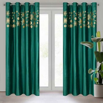 Vánoční dekorační závěs s kroužky ASTORIA zelená 140x250 cm (cena za 1 kus) MyBestHome