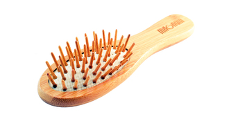 316 MAGNUM Kartáč na vlasy z bambusového dřeva 15 cm