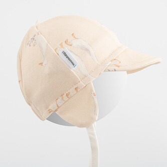 Dětská bavlněná čepička s kšiltem New Baby Husičky - velikost 56/62