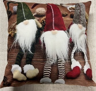 Vánoční polštář GNOMES FAMILY 40x40 cm Mybesthome
