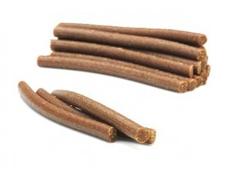 ROLLS HOVĚZÍ  tyčky 200g (14sáčků/karton)