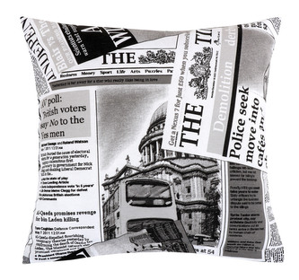 Povláček EMA - Noviny černá, bílá - 45x45 cm