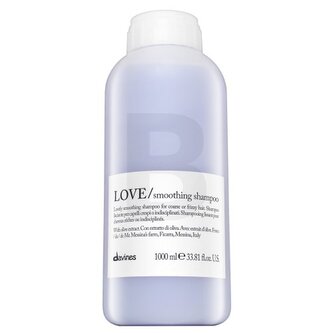 Davines Essential Haircare Love Smoothing Shampoo uhlazující šampon pro hebkost a lesk vlasů 1000 ml