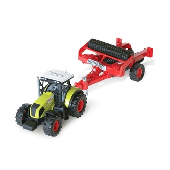 Traktor s pluhem se zvukem