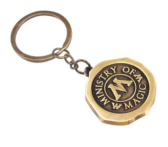 Kovový přívěsek na klíče Harry Potter: Ministry Of Magic (3 x 3 cm)