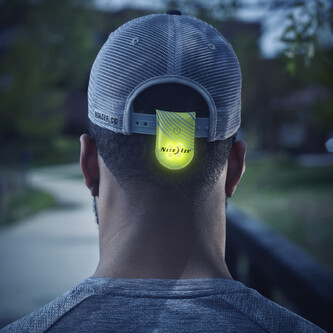 Magnetické značkovací LED světlo Nite Ize TagLit pro běžce Neonová žlutá