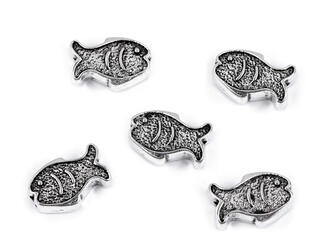 Ozdobný díl / korálek ryba 8x12 mm - 10 ks - platina