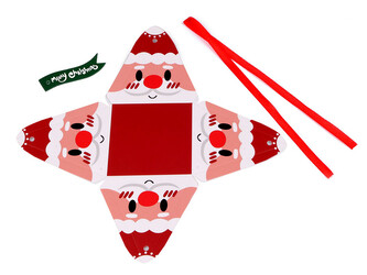 Vánoční dárková krabička pyramida - sob, Mikuláš, sněhulák, skřítek - 50 ks - 2 červená Mikuláš