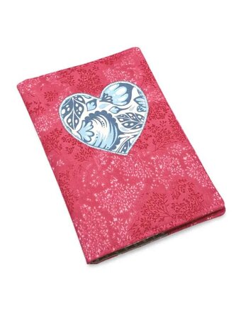 Obal na očkovací a zdravotní průkaz dítěte - Srdce modré Obal na očkovací a zdravotní průkaz dítěte - Srdce modré