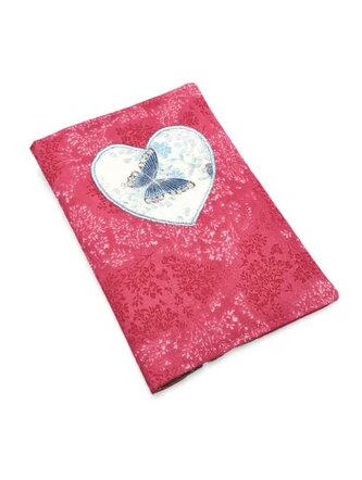 Obal na očkovací a zdravotní průkaz dítěte - Srdce - Modrý motýl 1 Obal na očkovací a zdravotní průkaz dítěte - Srdce - Modrý motýl 1