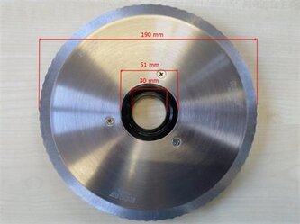 DOMO - Ozubený nůž Solingen kráječe potravin