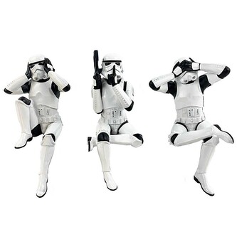 Figurka Stormtrooper - Three Wise Sitting, 11 cm