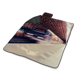 Plážová deka Metro v barevné stanici: 200x140 cm