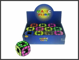 Łamigłówka przestrzenna z dziurką 6cm p12 732, cena za 1szt.