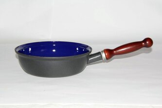 BELIS SFINX Pánev s odnímatelným dřevěným držadlem