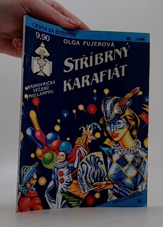 Stříbrný karafiát