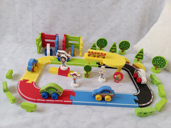 FOAMINIS Rallye závodní okruh s auty, 77 dílů, pěnová stavebnice