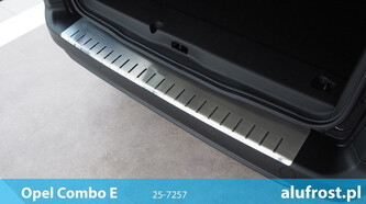 Ochranná lišta hrany kufru Toyota ProAce City 2020- Ochranná lišta hrany kufru Toyota ProAce City 2020-