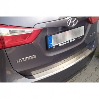 Ochranná lišta hrany kufru Hyundai ix20 2010-2019 Ochranná lišta hrany kufru Hyundai ix20 2010-2019