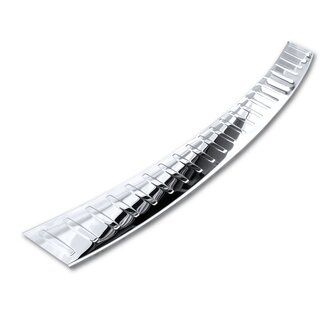 Ochranná lišta hrany kufru Audi Q5 2008-2017 (chrom) Ochranná lišta hrany kufru Audi Q5 2008-2017 (chrom)