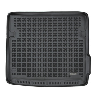 Gumová vana do kufru Dacia Duster 2018-2024 (4x4) Gumová vana do kufru Dacia Duster 2018-2024 (4x4)