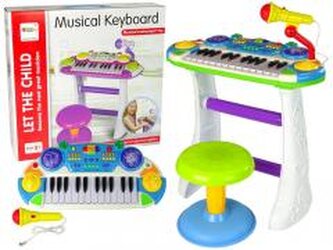 Keyboard z krzesełkiem i mikrofonem