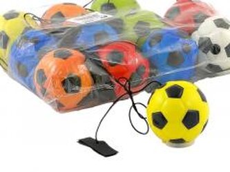 Piłeczka piankowa na gumce z rzepem 6cm MIX