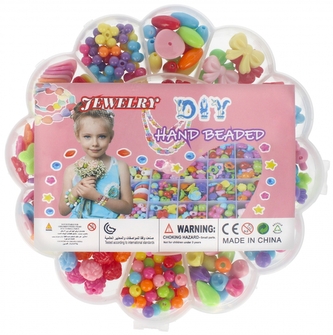 Zestaw koralików do nawlekania MEGA CREATIVE 511505