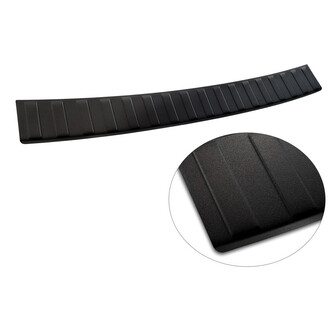 Ochranná lišta hrany kufru Škoda Superb 2015-2024 (combi, Scout, černá) Ochranná lišta hrany kufru Škoda Superb 2015-2024 (combi, Scout, černá)