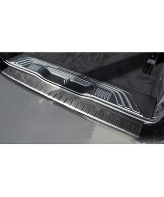 Ochranná lišta hrany kufru Mercedes V-Class 2014- (W447, tmavá, matná, 116cm) Ochranná lišta hrany kufru Mercedes V-Class 2014- (W447, tmavá, matná, 116cm)