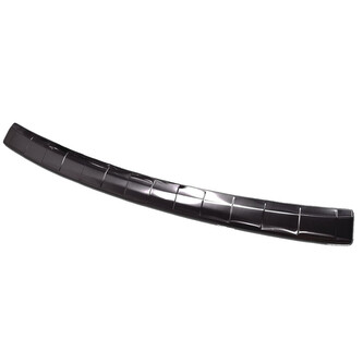 Ochranná lišta hrany kufru Škoda Octavia IV. 2020- (combi, tmavá, matná) Ochranná lišta hrany kufru Škoda Octavia IV. 2020- (combi, tmavá, matná)