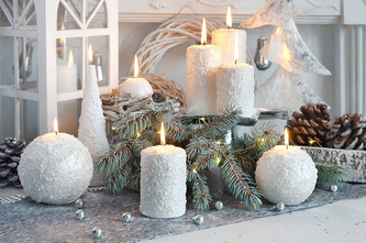 Świeca ŚNIEŻKA Kula 12cmparafinowa biała