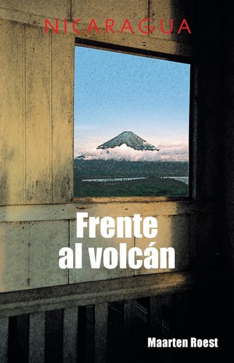 Frente al volcán