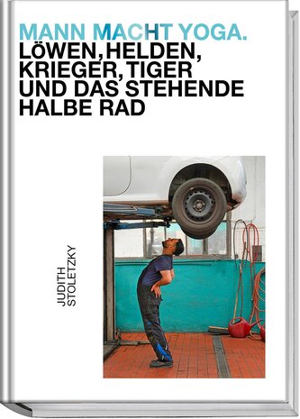 Mann macht Yoga