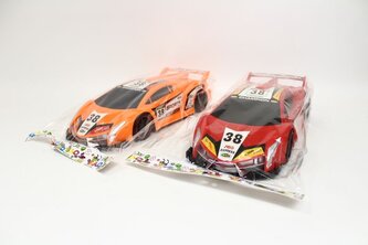 Samochód sportowy w folii 1318117 81172