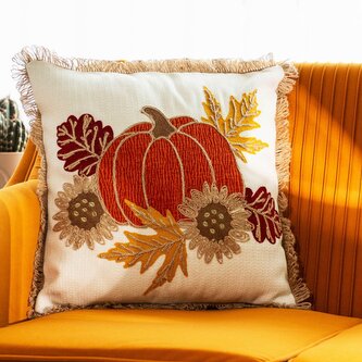 Poszewka | NESER | z wyszywanymi dyniami | 45x45 cm | 704772