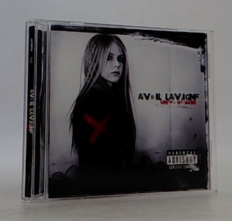 Avril Lavigne: Under my skin (CD)