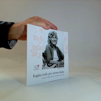 Kapka vody pro strom lásky