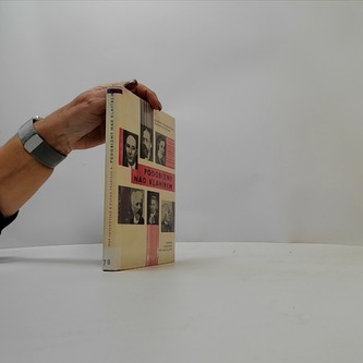 Podobizny nad klavírem