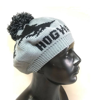 Úpletová zimní čepice - baret Harry Potter: Erb Bradavic - Hogwarts (universální) šedá