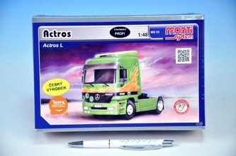 Stavebnice Monti 53 Tahač Actros L-MB 1:48 v krabici 22x15x6cm