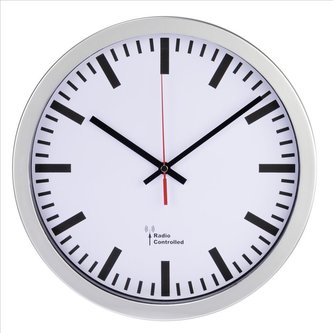 HAMA nástěnné hodiny Station/ průměr 30 cm/ řízené rádiovým signálem/ 1x AA baterie/ bílo-stříbrné