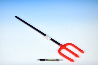 Vidle čerta plast 58cm