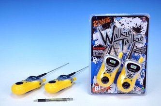 Vysílačky walkie-talkie na baterie na kartě