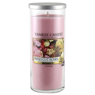 Svíčka ve skleněném válci Yankee Candle Čerstvě nařezané růže, 566 g