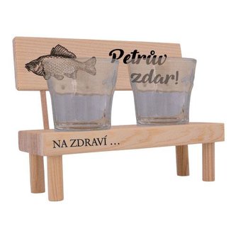 Bohemia Gifts Dřevěná lavička s pohárky pro rybáře - Petrův zdar
