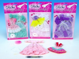 Šaty/Oblečky na panenky 2ks s doplňky mix druhů na kartě 21x30cm